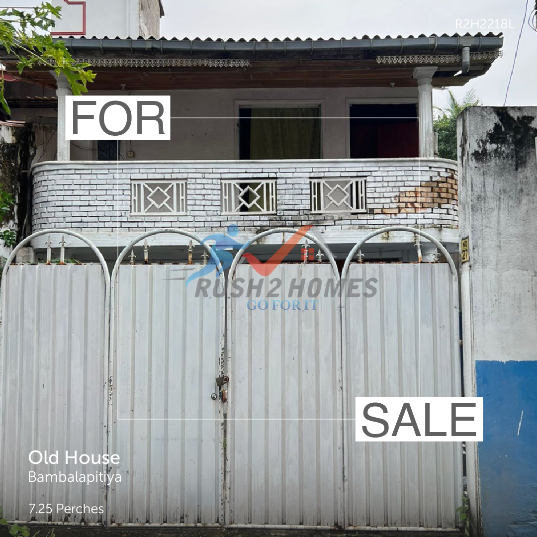 An old House for sale from a prime location in Bambalapitiya.