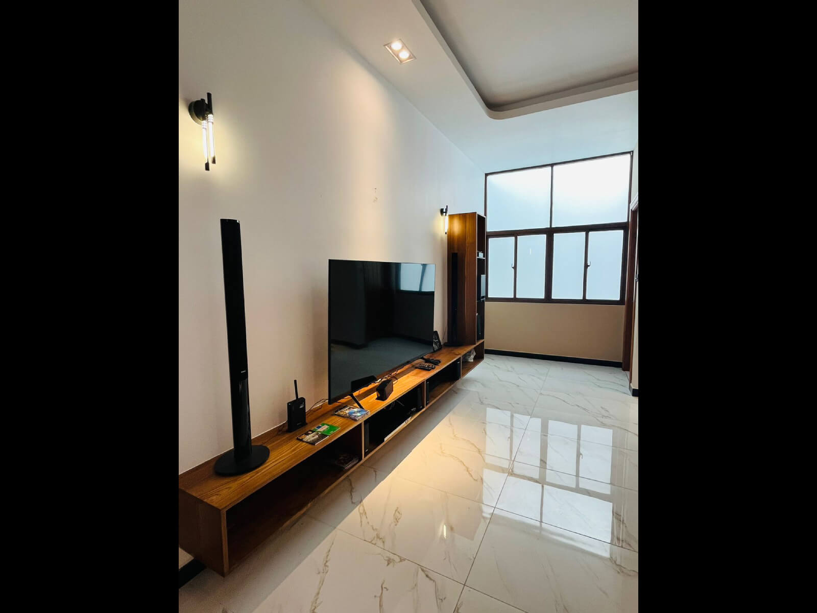 Luxury House Up For Sale in Colombo 09